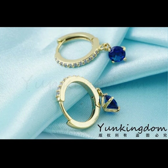 Yellow Gold Plated ElegantBlue Cubic Zircon Drop E - Picture 2 of 4