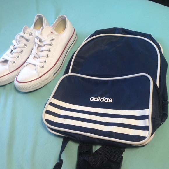 1990s Adidas mini backpack!