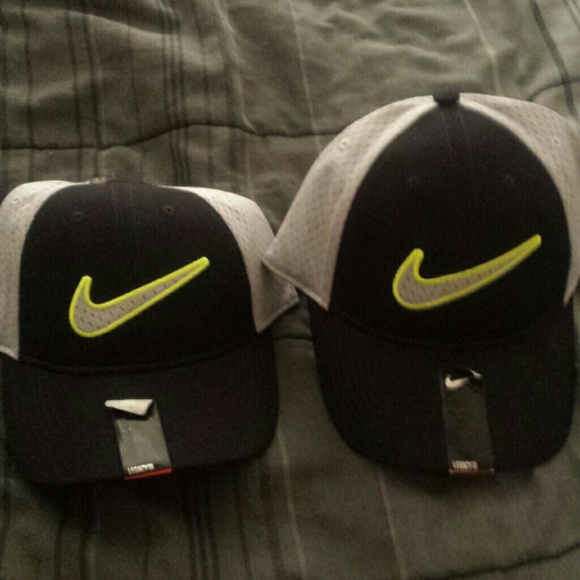nike youth hats