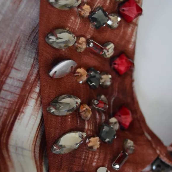 NWT Elizabeth and James Printed Halter Dress - Picture 2 of 4