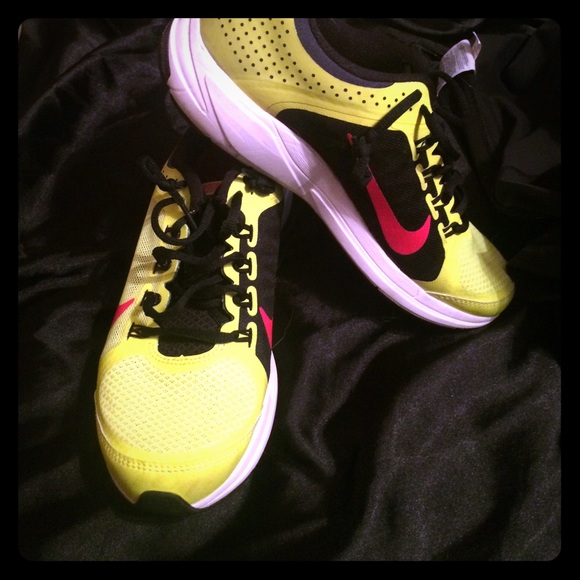 Nike Zoom Elite 6's