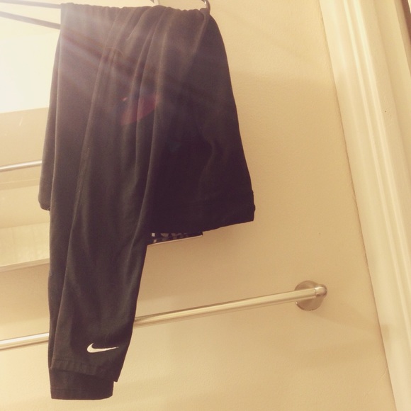 Nike thermal black leggings