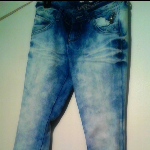 Almost famous acid wash jeans