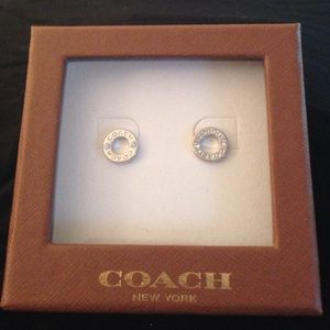 🎉FLASH SALE🎉 🎀 Host Pick 9/7🎀 Coach earrings
