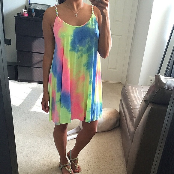 SOLD🔻BOGO 1/5 OFF❗️Colorful tie dye flowy dress - Picture 4 of 4
