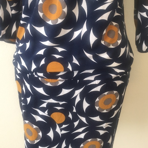 BCBG Maxazria dress - Picture 4 of 4