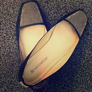 Super cute and comfy Naturalizer shoes.