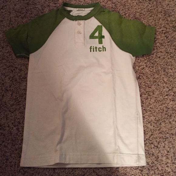 Abercrombie boys shirt size M. New with tags