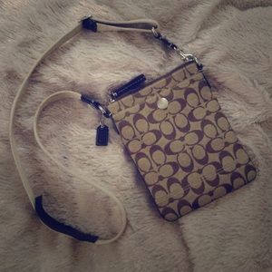 Signature Coach Crossbody