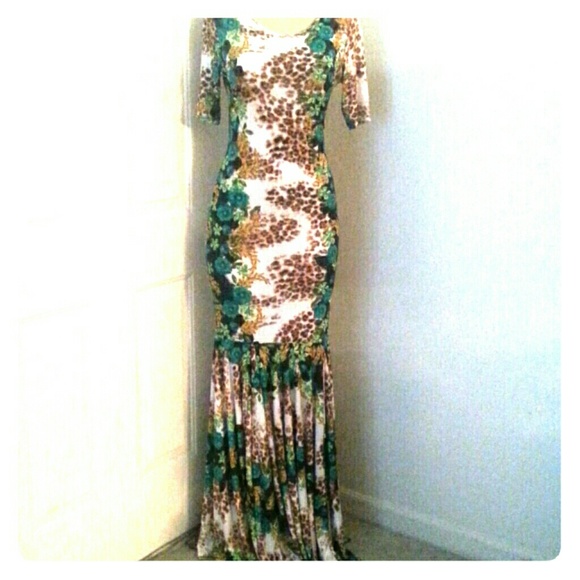 Dresses & Skirts - Perfect Condition Long Fitted Body Con Dress