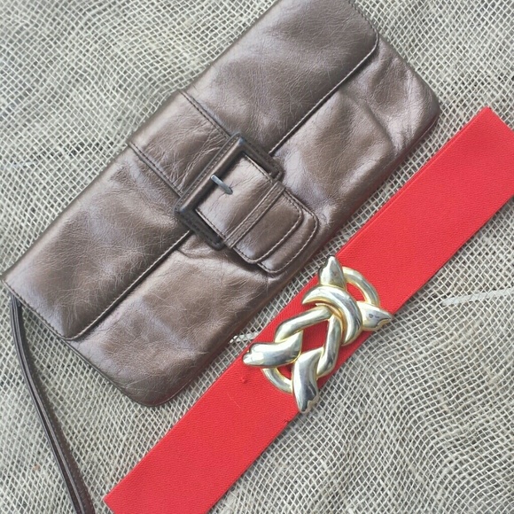 Dramatic Top & Accesories Bundle - Picture 4 of 4