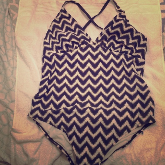 Grey white chevron 1 piece swimsuit