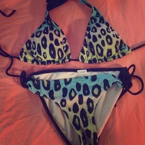 Reversible billabong bikini