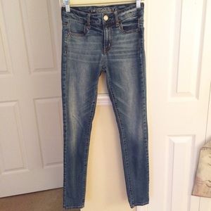 American Eagle High-Rise Super Stretch Jeggings