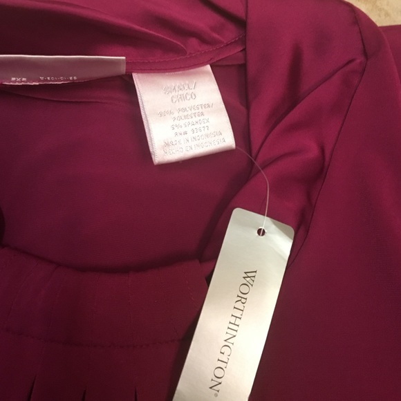 New with tags top! - Picture 4 of 4