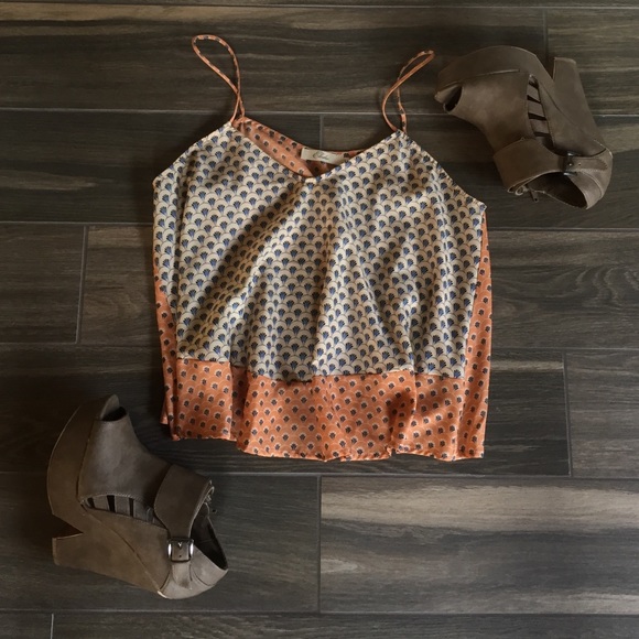 ⛔️SOLD: Flowy Tank