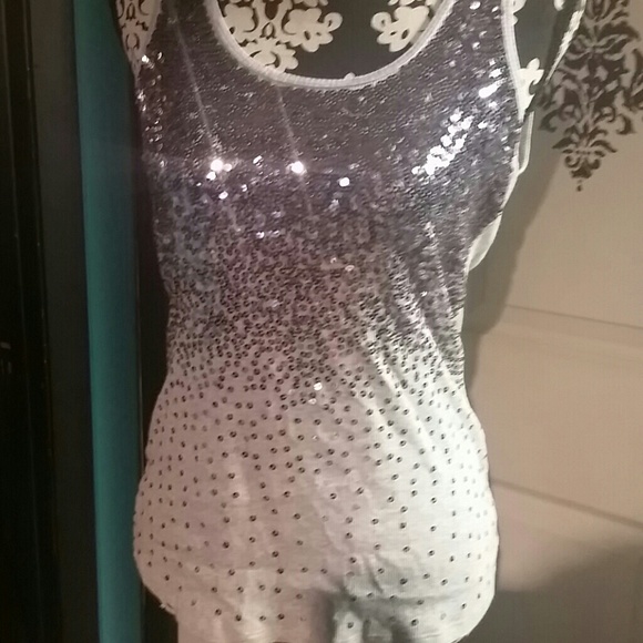 Sequin tank - Picture 1 of 2