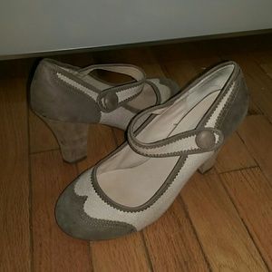 Retro Style White and Grey Heels