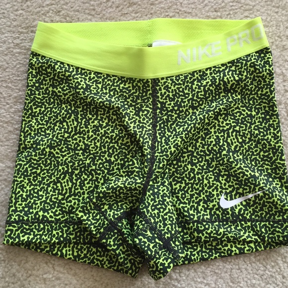 Nike pro 3in shorts- ***sold on mercari *** - Picture 1 of 3