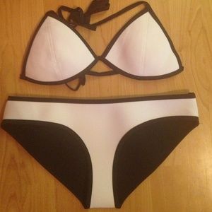 White triangl bikini