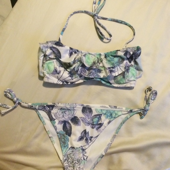 H&M Swimsuit in Sz 4