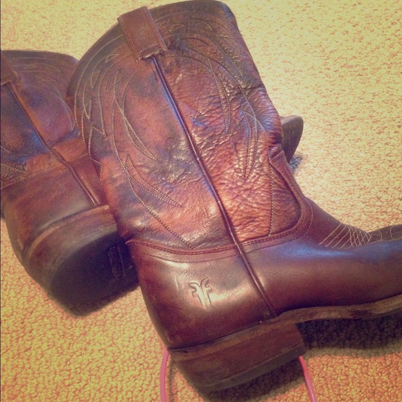 FRYE COWBOY BOOTS