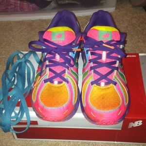 Rainbow🌈New Balance Running Shoes 890 V3