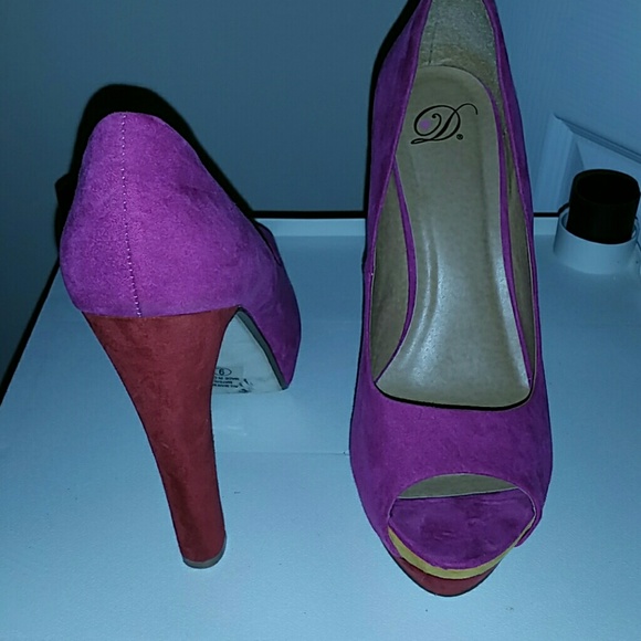 Color blocked heels