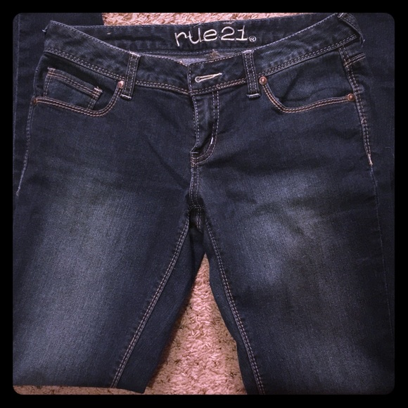 Dark skinny jeans