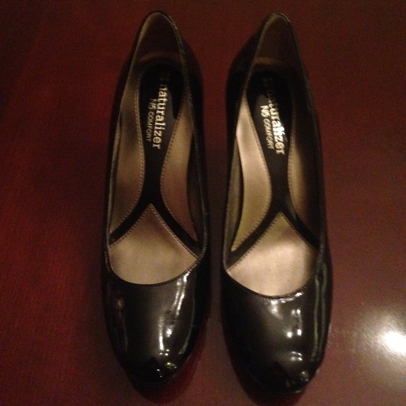 Naturalizer Patent Leather Black Heels