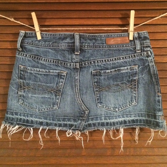 Abercrombie & Fitch Jean Skirt - Picture 2 of 2