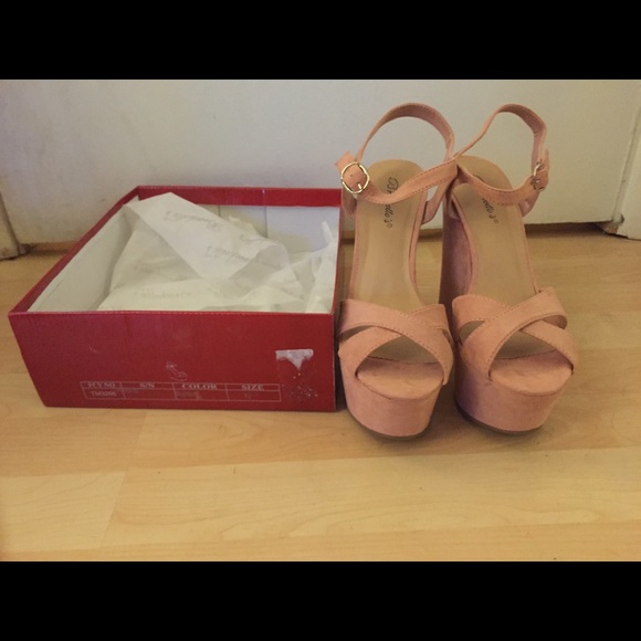 BRAND NEW Blush pink wedges; Breckelle's