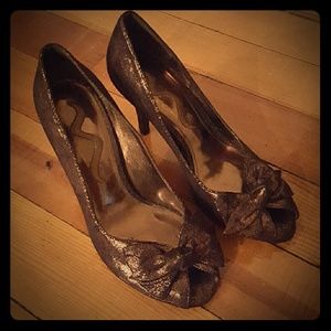 Sparkling brown heels