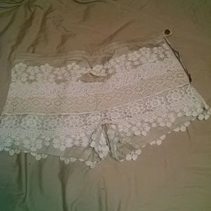 Lace shorts