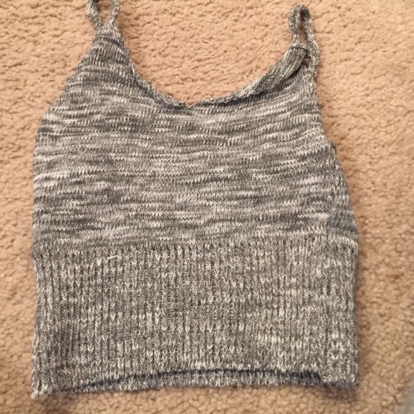 Grey top