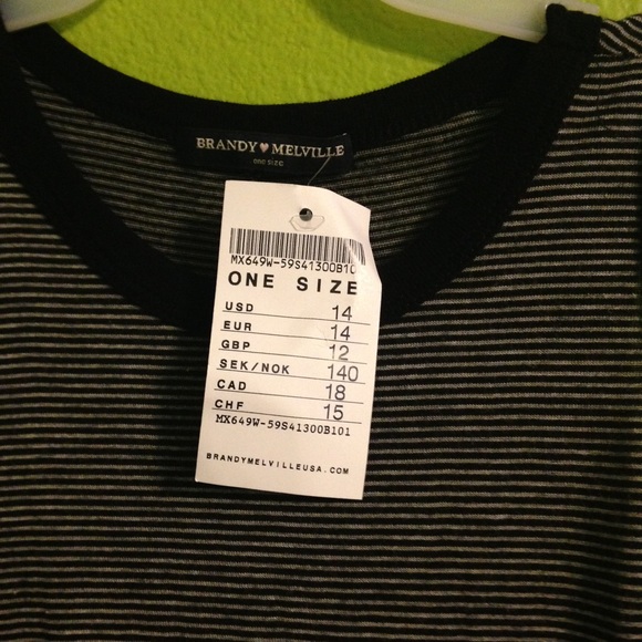 Brandy Melville Tank - Picture 2 of 2