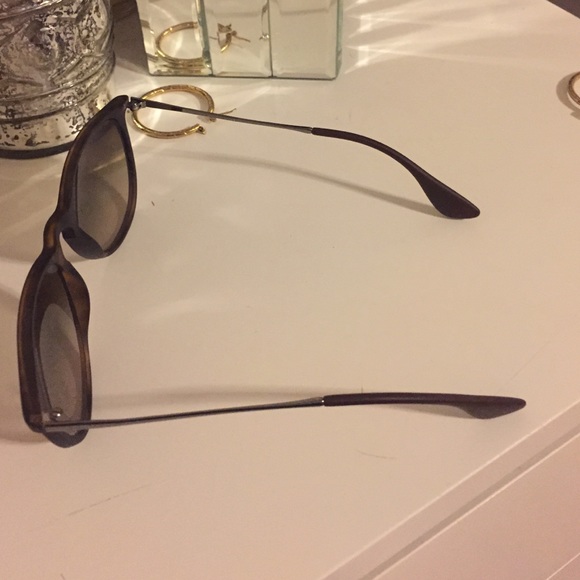 Ray-ban sunglasses - Picture 2 of 4