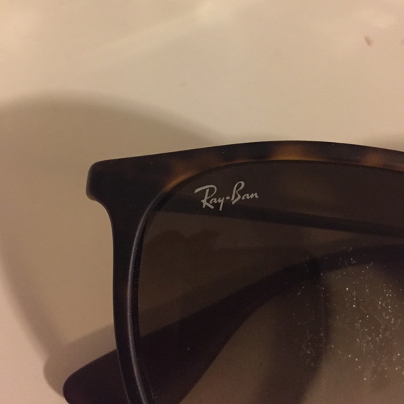 Ray-ban sunglasses - Picture 4 of 4