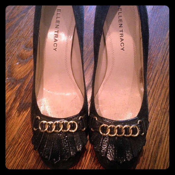 Ellen Tracy black suede and leather heels