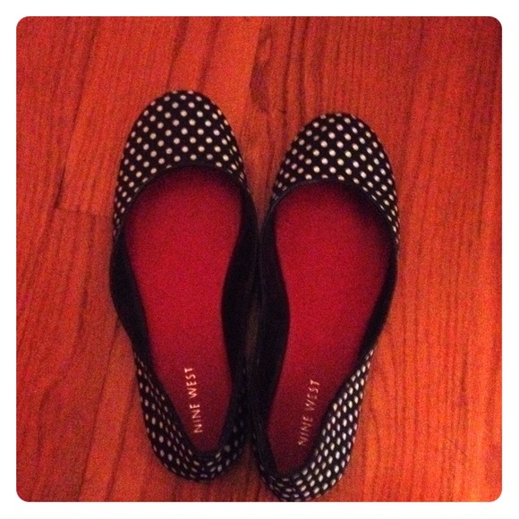 Nine West polka dot flats