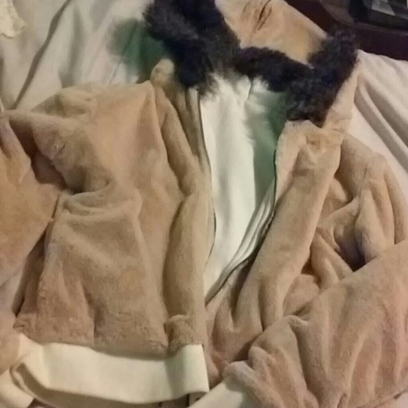 Reversible Sweater - Picture 2 of 3