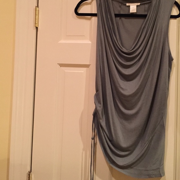 Top - Picture 2 of 3