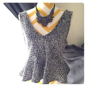 🚫 SOLD 🚫 Peplum top