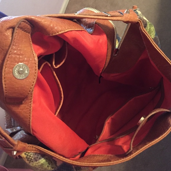 Colorful Jessica Simpson bag - Picture 2 of 2