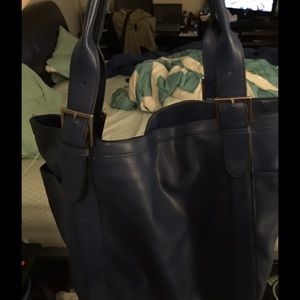 Blue tote