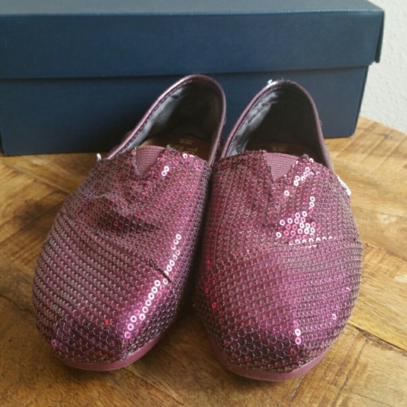 TOMS Sequin Slip on - Picture 2 of 4