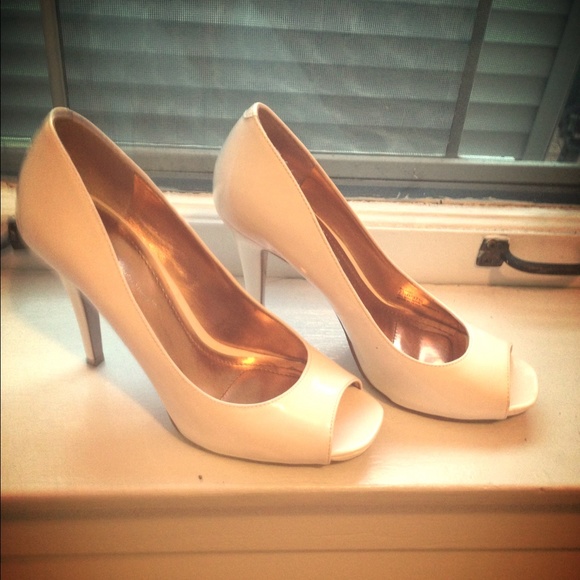 BCBG White Patent Leather Peep-Toe Heels