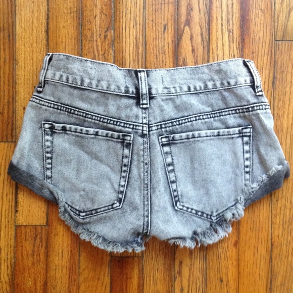 Bullhead Denim Shorts - Picture 3 of 4