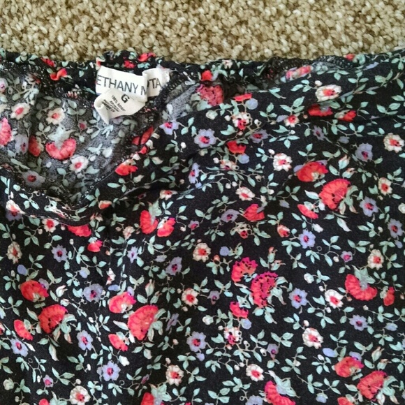 Pacsun floral shorts - Picture 2 of 2