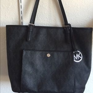 MK TOTE